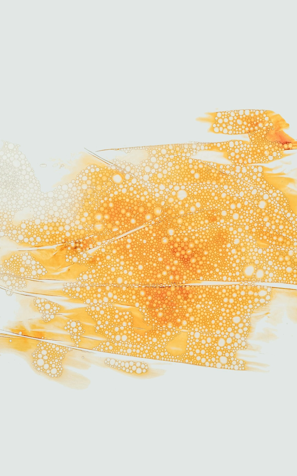 乳霜質地特寫，呈現保濕產品的滋潤感